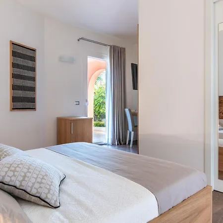 Le Terrazze Di Bellavista فندق مبيت وإفطار Su Forti